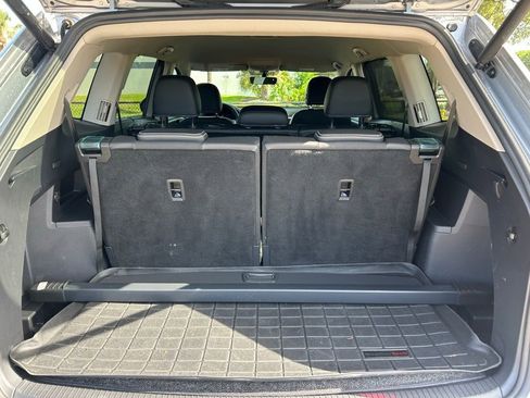 Used 2023 Volkswagen Atlas SE w/ Black Wheel Package image 57
