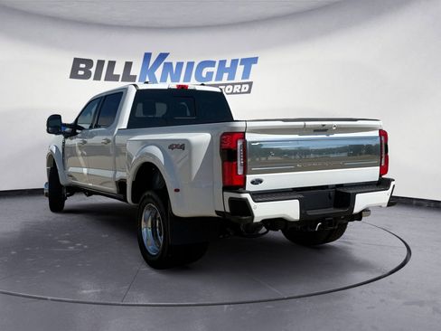 Used 2026 Ford F450 Platinum w/ Platinum Plus Package AWD/4WD image 3