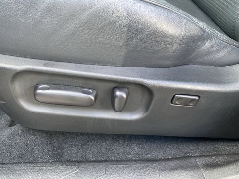 Used 2023 Toyota Tacoma Limited image 11