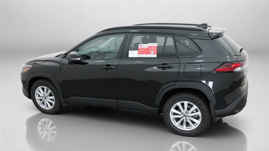 New 2026 Toyota Corolla Cross LE w/ Moonroof Package FWD image 7