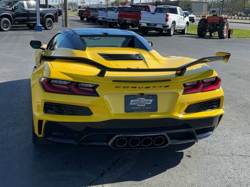 New 2026 Chevrolet Corvette Z06 w/ Z07 Performance Package RWD image 7