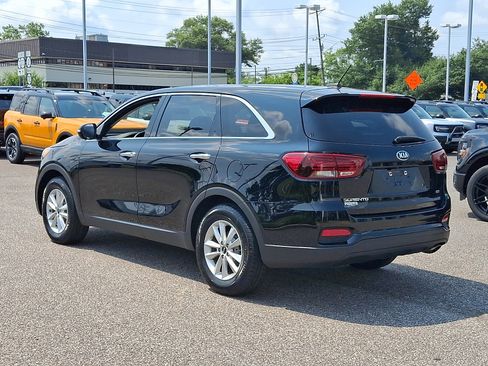 Used 2019 Kia Sorento L FWD image 7
