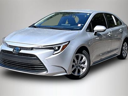 Used 2025 Toyota Corolla LE
