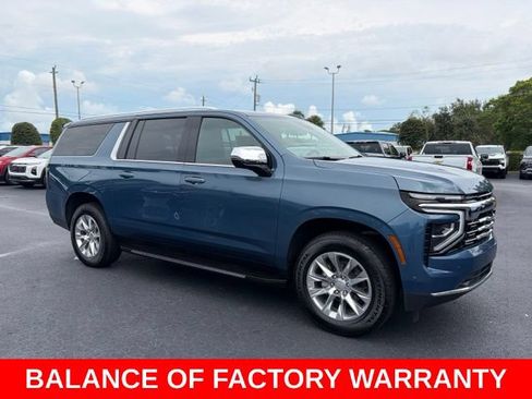 Used 2025 Chevrolet Suburban Premier RWD image 1