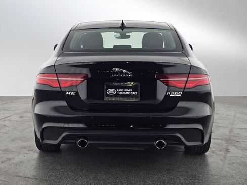 Used 2020 Jaguar XE S RWD image 4