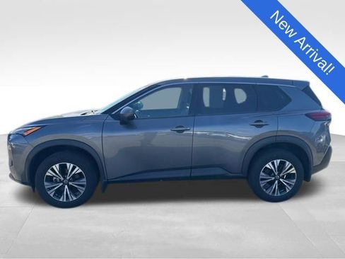 Used 2021 Nissan Rogue SV AWD/4WD image 3