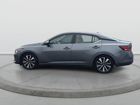 Used 2023 Nissan Sentra SV w/ SV Premium Package FWD image 5
