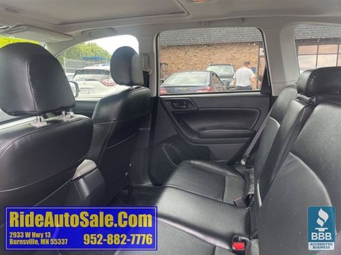 Used 2015 Subaru Forester 2.5i Premium AWD/4WD image 12
