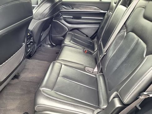 Used 2021 Jeep Grand Cherokee L Limited AWD/4WD image 12