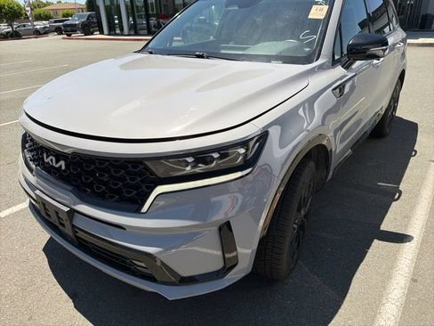Used 2022 Kia Sorento SX AWD/4WD image 1