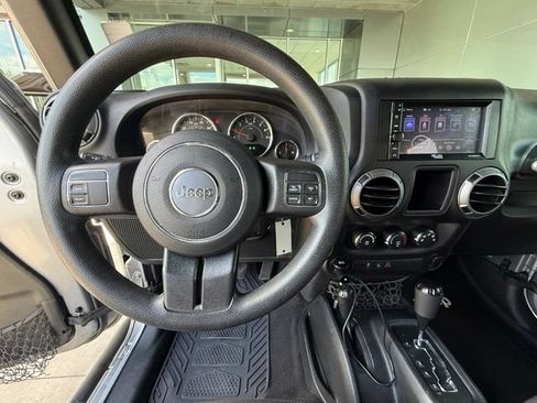 Used 2017 Jeep Wrangler Sport AWD/4WD image 18