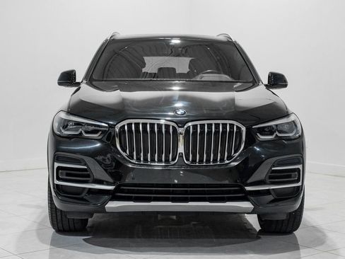 Used 2022 BMW X5 xDrive40i w/ Parking Assistance Package image 2
