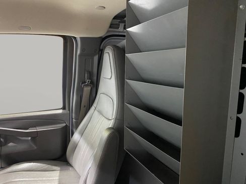 Used 2021 Chevrolet Express 2500 w/ Driver Convenience Package RWD image 15