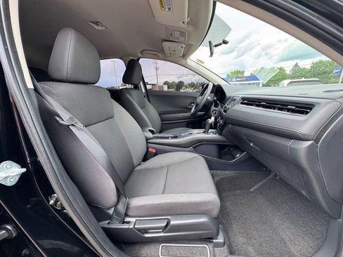 Used 2022 Honda HR-V LX image 12