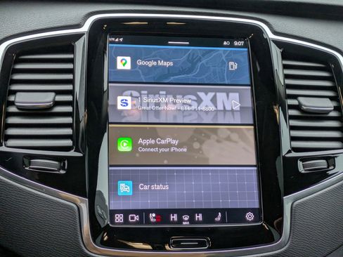 Used 2024 Volvo XC90 B6 Plus w/ Protection Package Premier image 19