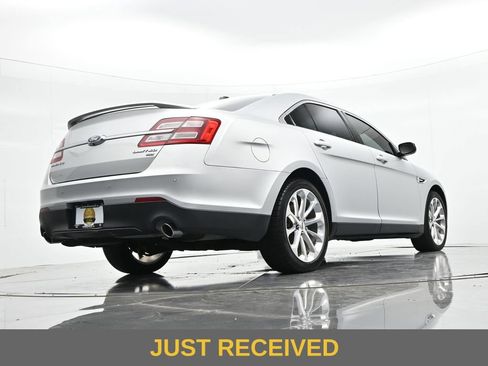 Certified 2019 Ford Taurus Limited AWD/4WD image 19