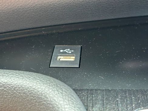 Certified 2026 Toyota Sienna XSE FWD image 33
