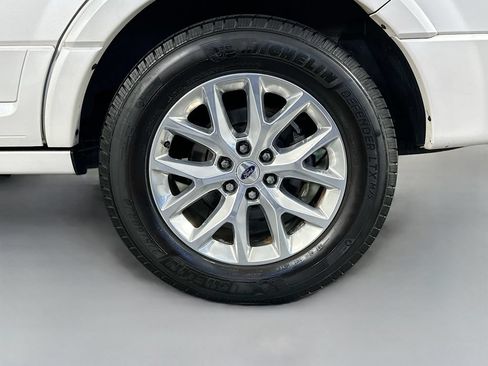 Used 2017 Ford Expedition Limited w/ Equipment Group 301A RWD image 35