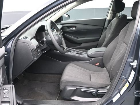 Used 2024 Honda Accord LX image 12