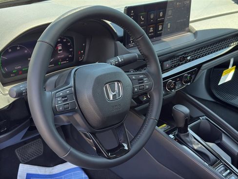 New 2025 Honda Accord EX-L image 24