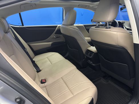 Used 2020 Lexus ES 350 Luxury image 26