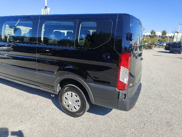 Used 2023 Ford Transit 350 XLT RWD image 9