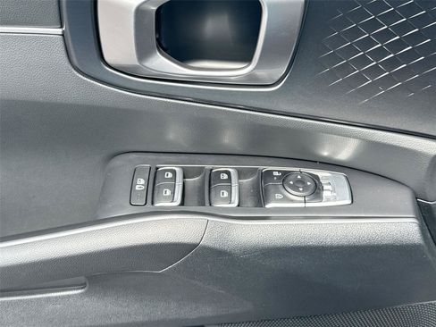 Used 2025 Kia Sorento EX AWD/4WD image 12