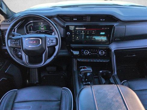 Used 2025 GMC Sierra 1500 AT4X AWD/4WD image 26