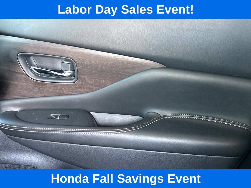 Used 2021 Nissan Murano Platinum w/ Cargo Package FWD image 16