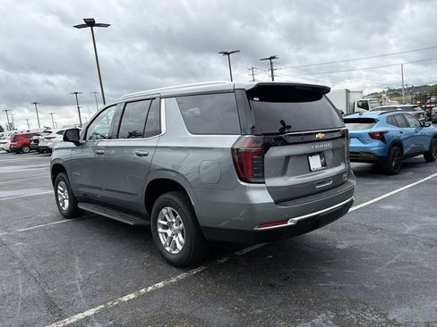 Used 2026 Chevrolet Tahoe LS AWD/4WD image 5