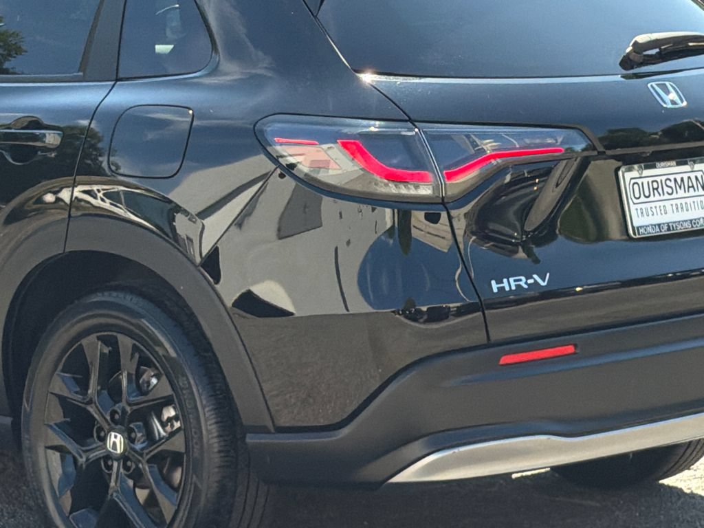 Used 2024 Honda HR-V Sport image 7