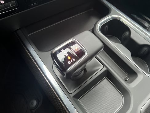 Certified 2024 Chevrolet Silverado 1500 LT Trail Boss w/ Convenience Package II image 26