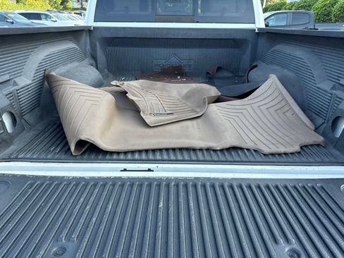 Used 2015 RAM 1500 Laramie w/ Convenience Group AWD/4WD image 21