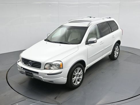Used 2013 Volvo XC90 3.2 image 33