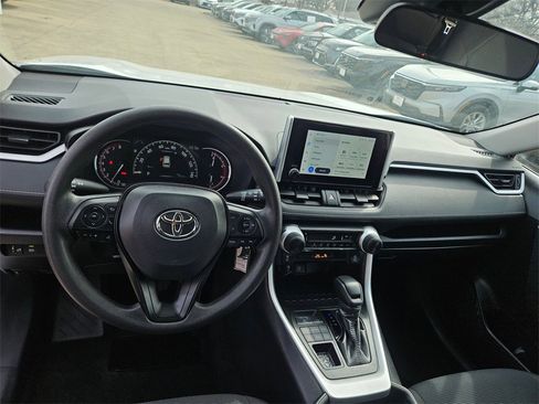 Used 2025 Toyota RAV4 LE image 16