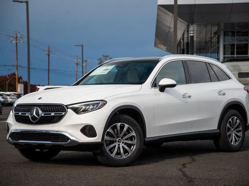 New 2026 Mercedes-Benz GLC 300 4MATIC image 1