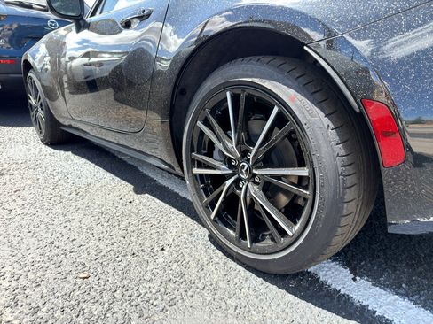 New 2026 MAZDA MX-5 Miata RF Grand Touring RWD image 6