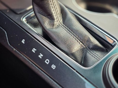 Used 2016 Ford Explorer XLT w/ Equipment Group 202A image 41