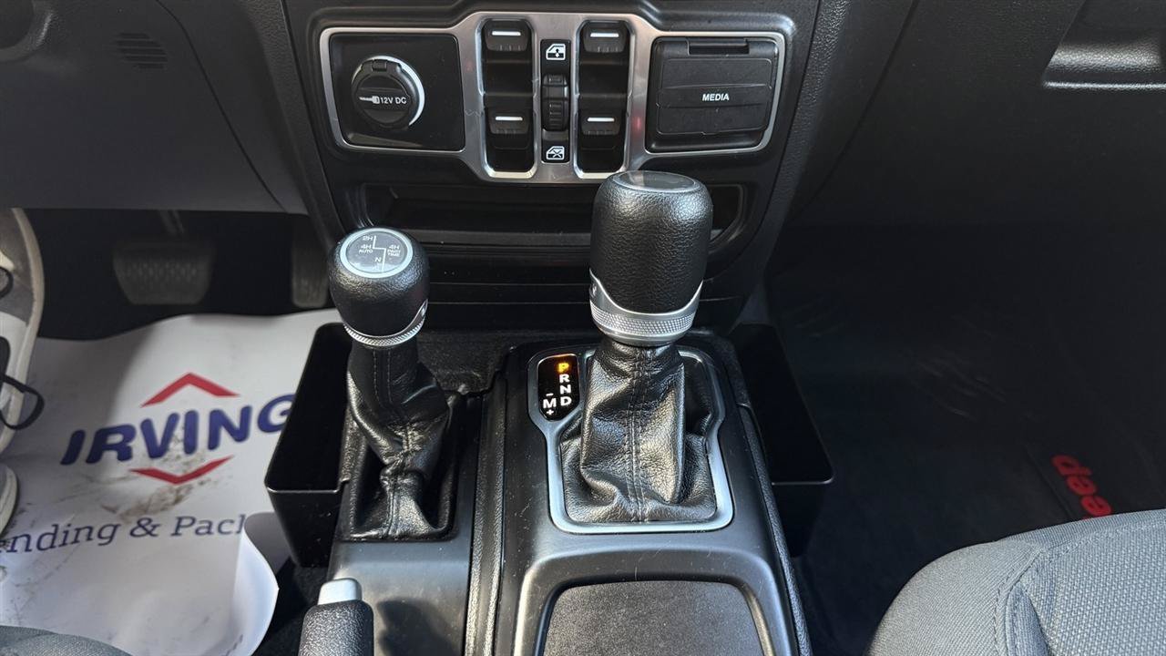 Used 2023 Jeep Wrangler Unlimited w/ 8.4" Radio Group AWD/4WD image 53