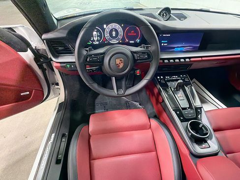 Certified 2026 Porsche 911 Carrera RWD image 16