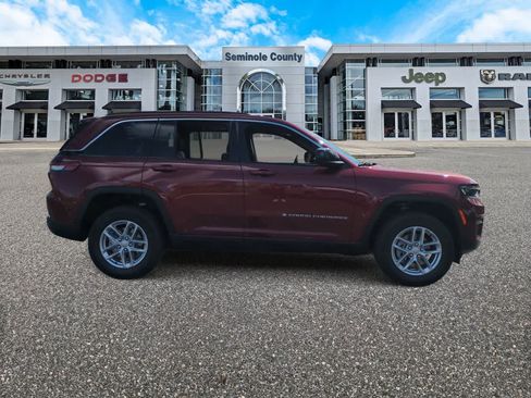 New 2026 Jeep Grand Cherokee Laredo X AWD/4WD image 9