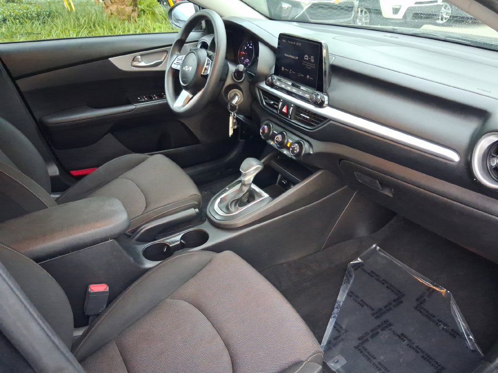 Used 2023 Kia Forte LXS FWD image 25