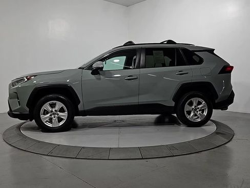 Used 2021 Toyota RAV4 XLE w/ Convenience Package AWD/4WD image 2