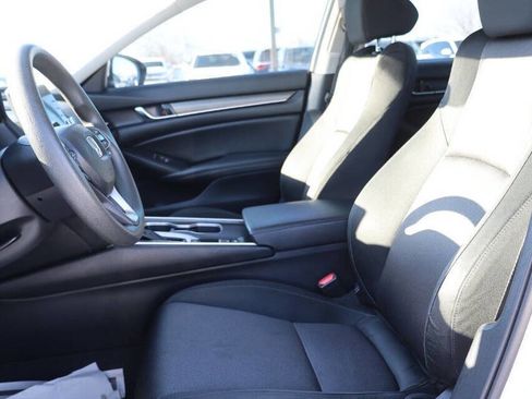 Used 2018 Honda Accord LX image 13