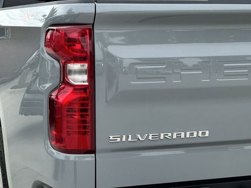 Used 2024 Chevrolet Silverado 1500 Custom image 7