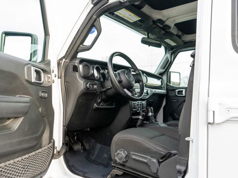 Used 2023 Jeep Wrangler Unlimited Sport image 13