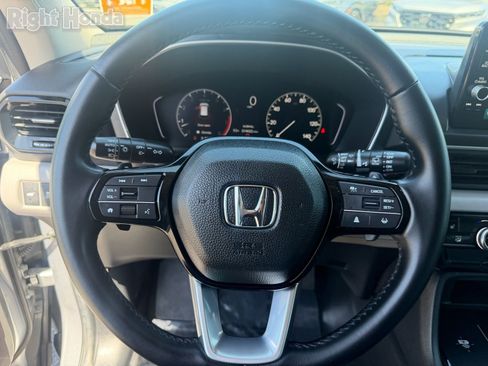 Used 2025 Honda Pilot EX-L image 21