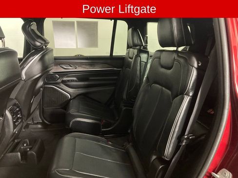 Used 2022 Jeep Grand Cherokee L Overland w/ Luxury Tech Group IV image 18