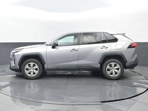 Used 2023 Toyota RAV4 LE FWD image 7