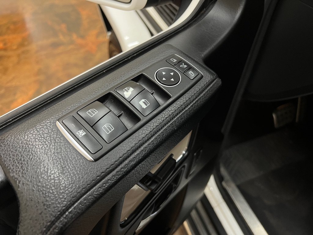 Used 2014 Mercedes-Benz G 63 AMG 4MATIC image 29